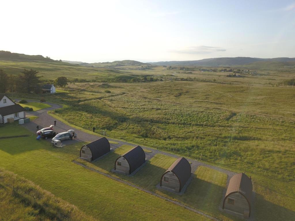 Skeabost View Pods Skye Villa Portree Bagian luar foto